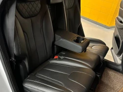 Hyundai Santa-Fe 20