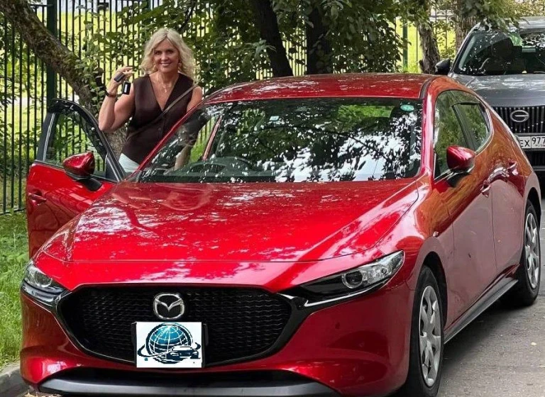 MAZDA 3